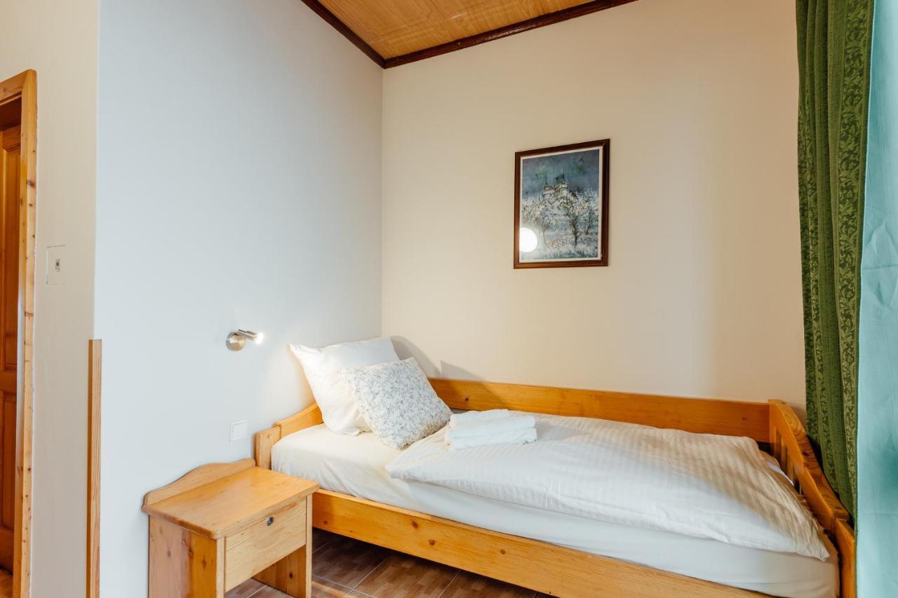 Penzion Topky Banská Štiavnica Zewnętrze zdjęcie
